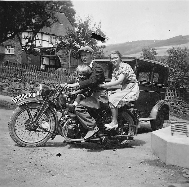 1935 Motorradfahrt